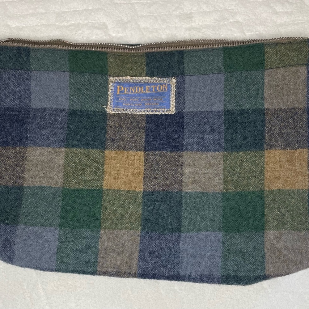 Pendleton Wool Crossbody Bag Missing Strap - image 1